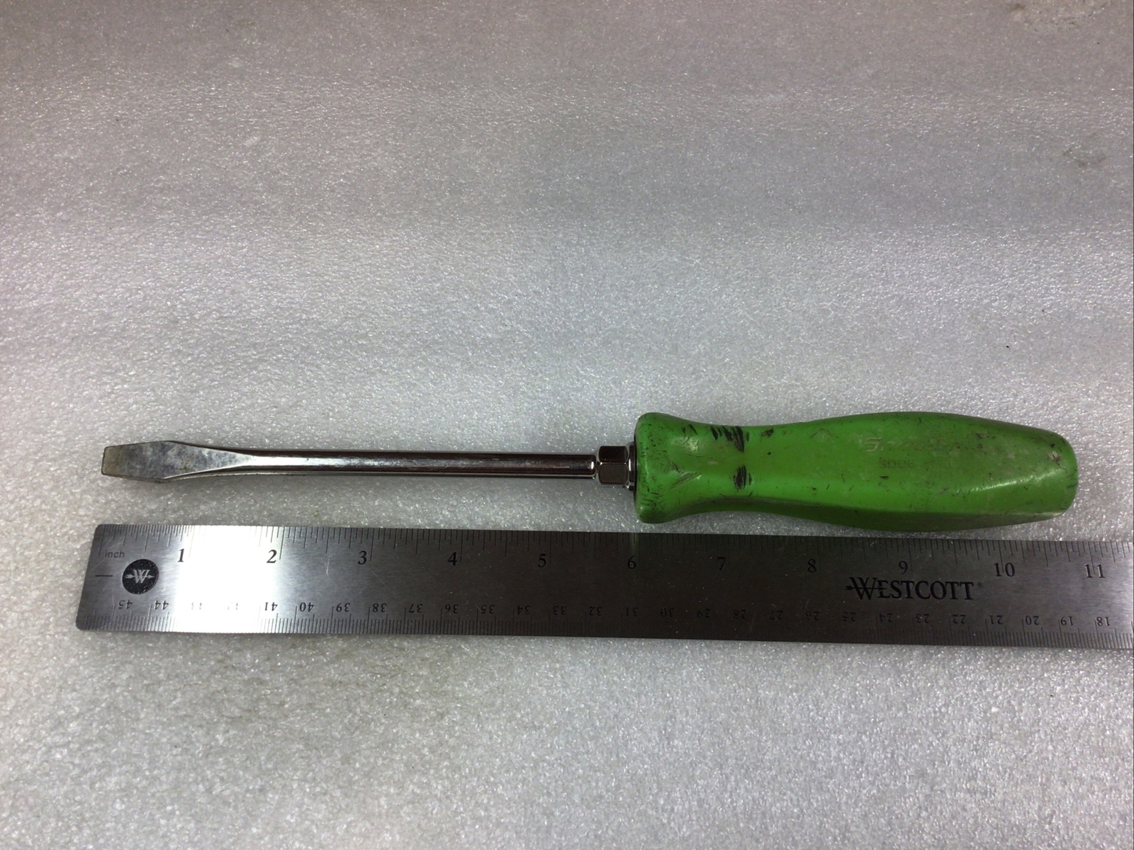 Snap On#SDD6 – 6” Long, Flat/Slot, Blade, Hard Green Handle, Screwdriver-USA-