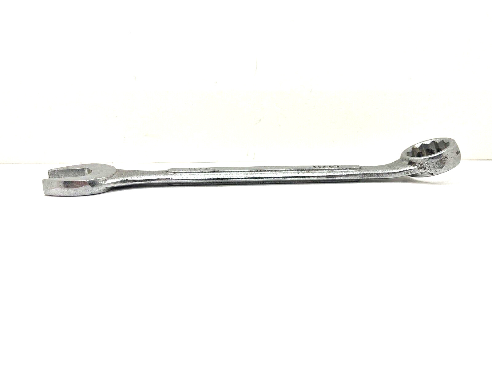 11/16 in. Combination Wrench offset 12 Point Forged Alloy Steel