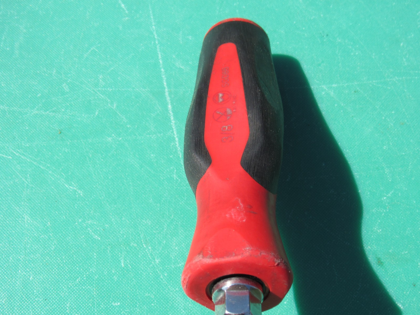SNAP ON SGD8BR SGD8B RED BLACK HANDLE STRAIGHT / FLAT TIP / SLOTTED SCREWDRIVER