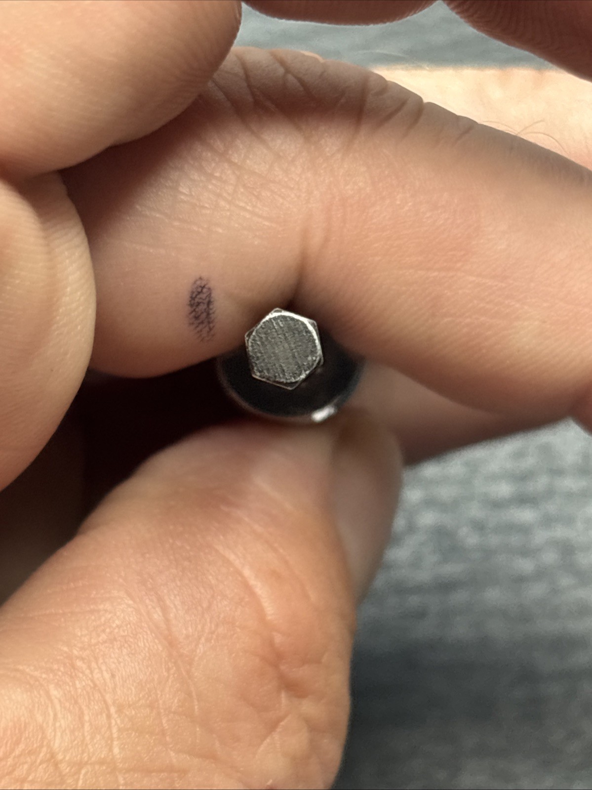 USED, MAC TOOLS » 3/16IN. » 1/4 IN. DR. HEX SOCKET, PART #MH6 , USA