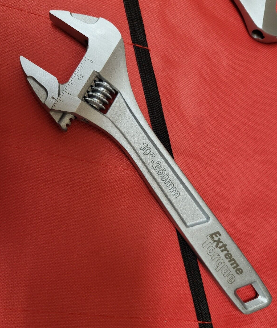 5 pc Adjustable Wrench Set 6 8 10 12 & 15″ Extreme Torque 1-1/2 1-13/16
