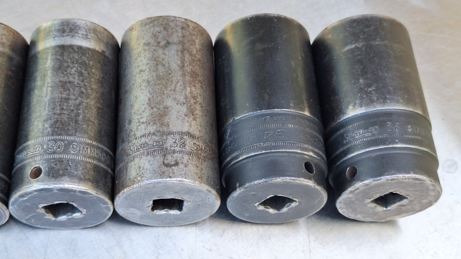 Snap On 1/2″ Drive 6-Point Metric Deep Impact Socket Set 36,34,32,30,29,27-15MM