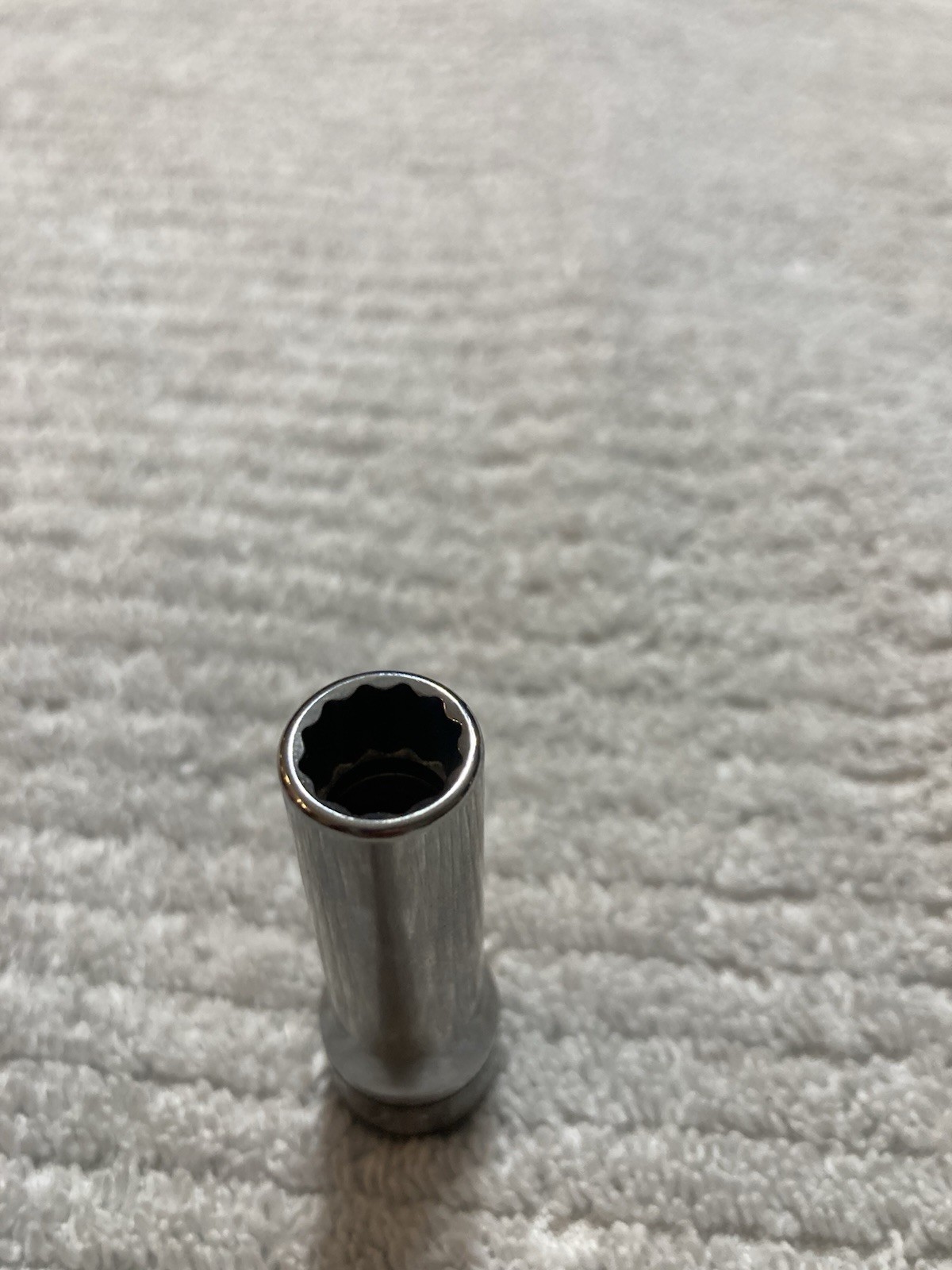 NEW – Snap-on Tools USA 3/8″ Drive 12-POINT SAE 3/8” DEEP Chrome Socket SF121