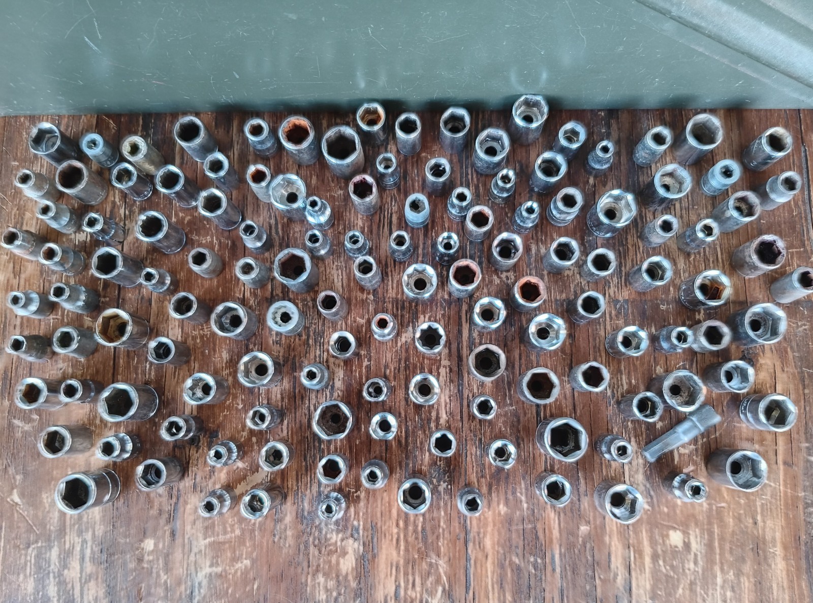 130 Shallow Sockets Import/Other 1/4″ Drive SAE & Metric Mixed Size Large Lot