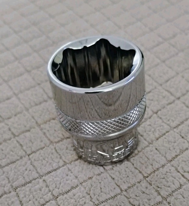 Powerbilt Zeon 19mm Socket 3/8 Dr