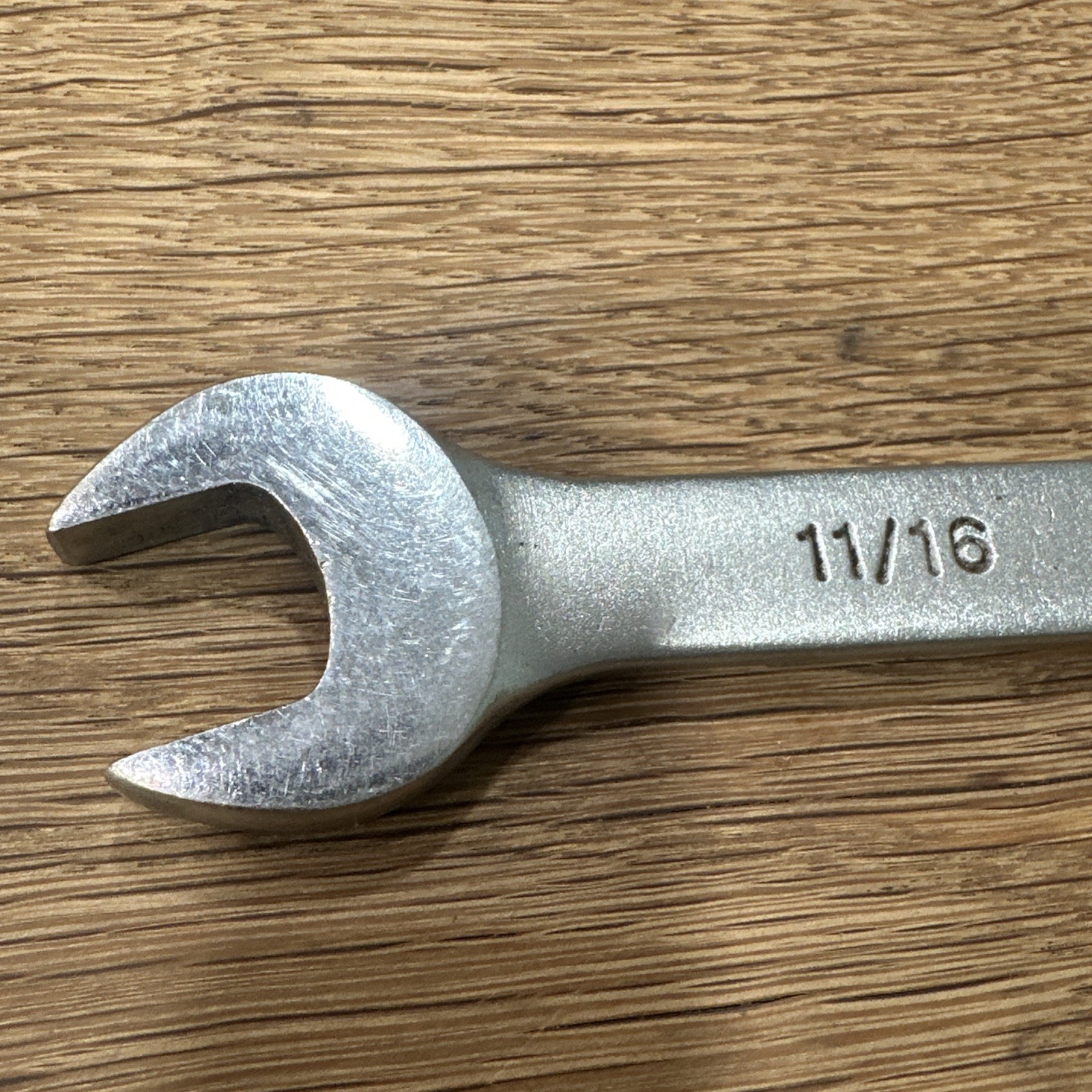 Bluepoint 11/16 12 Point Combination Box End Wrench BLPCW1116