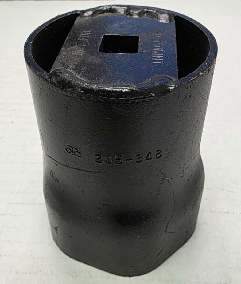 205-348 Wheel Bearing Locknut Socket (2-1/2″ Round Hex)