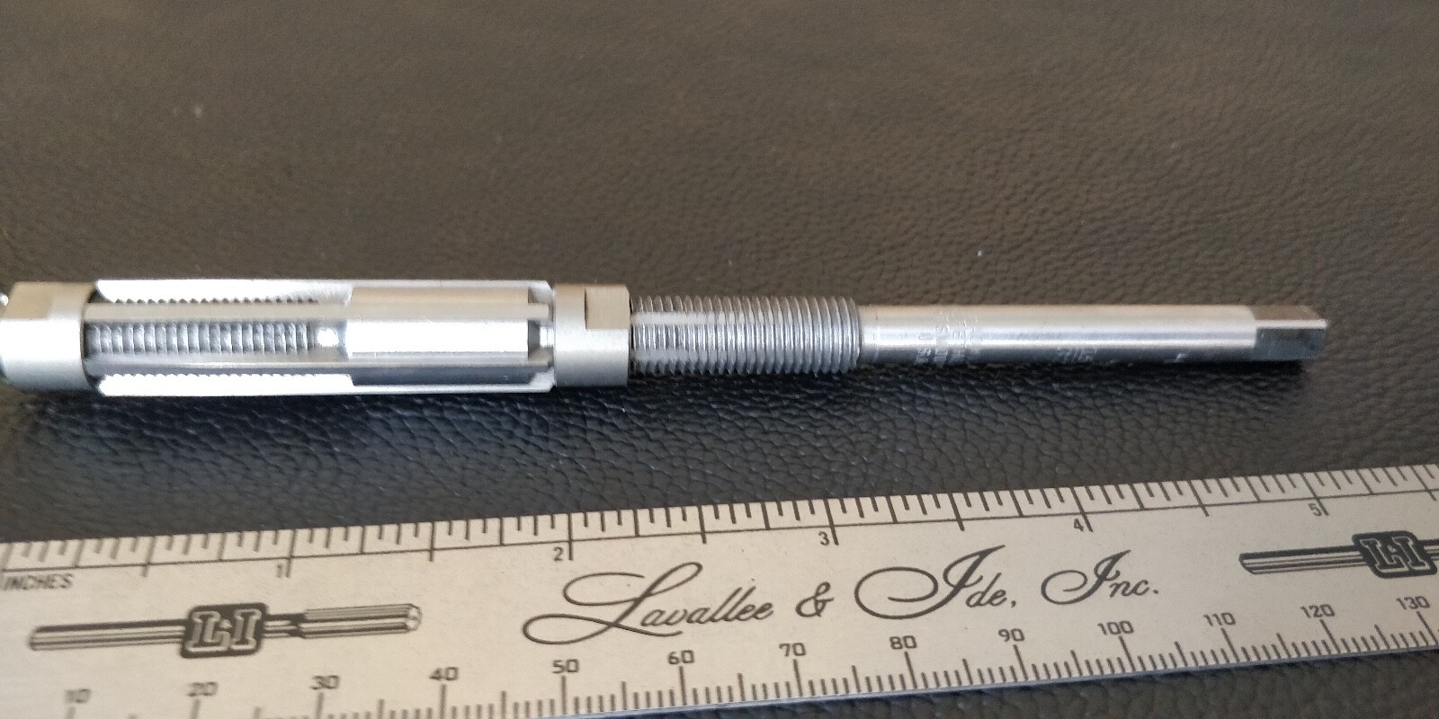 Chadwick & Trefethen 21510 A 15/32″-17/32″ Critchley HSS Straight Blade Reamer