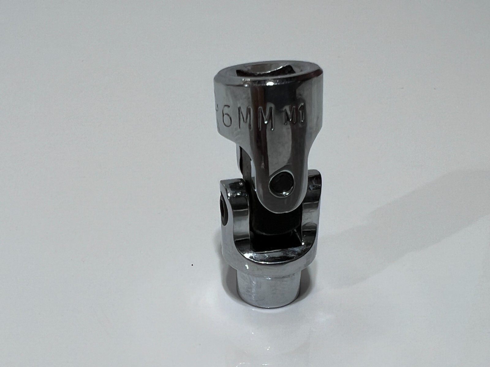 MAC Tools USA MU66MM 6mm Metric Swivel Universal Socket – 1/4″ Drive – 6 Point