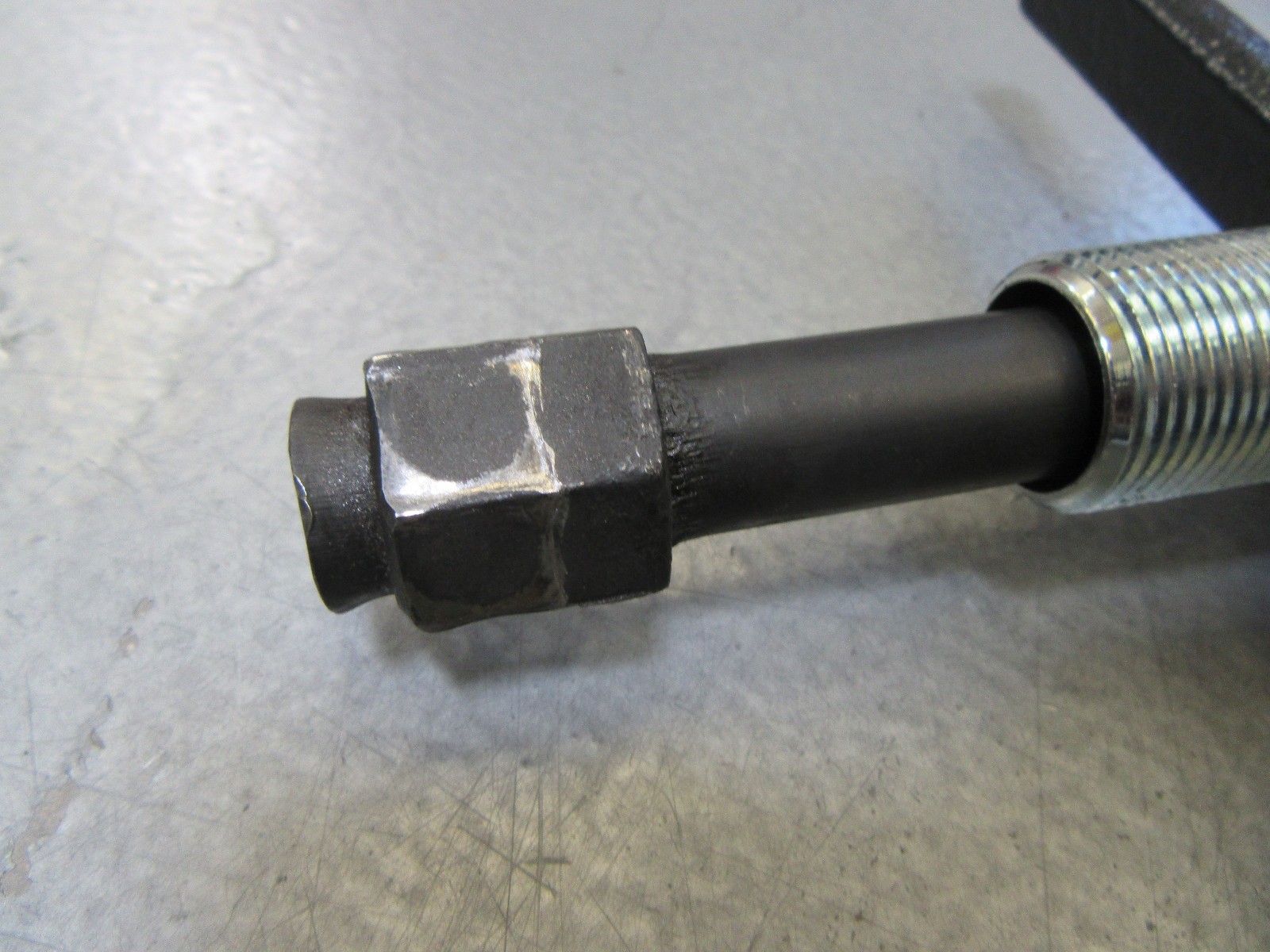 Power Team Posi Lock PT208 Gear and Bearing Puller – Bent Tips