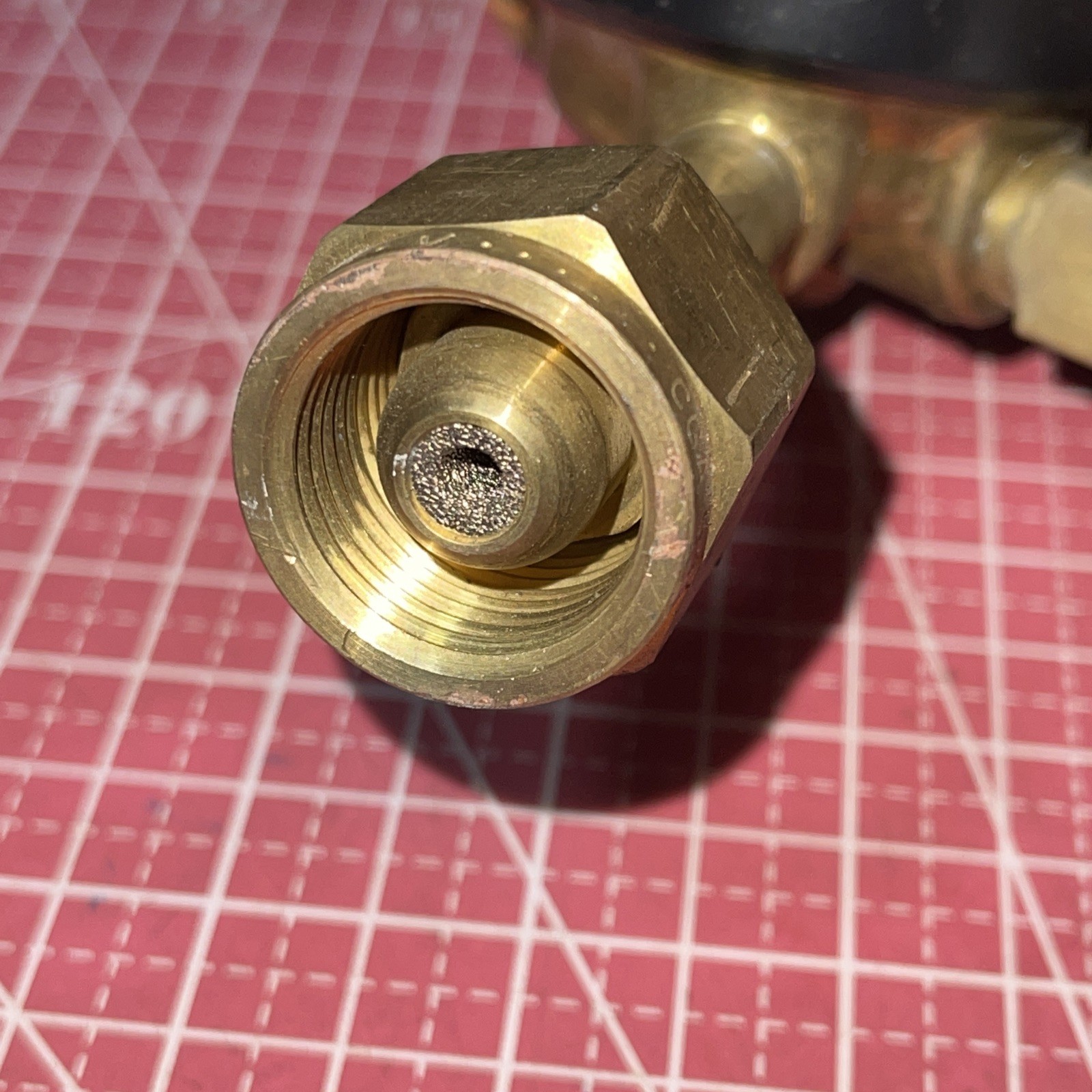 NOS Weldmark By Victor Oxygen Regulator Medium Duty G250-150-540
