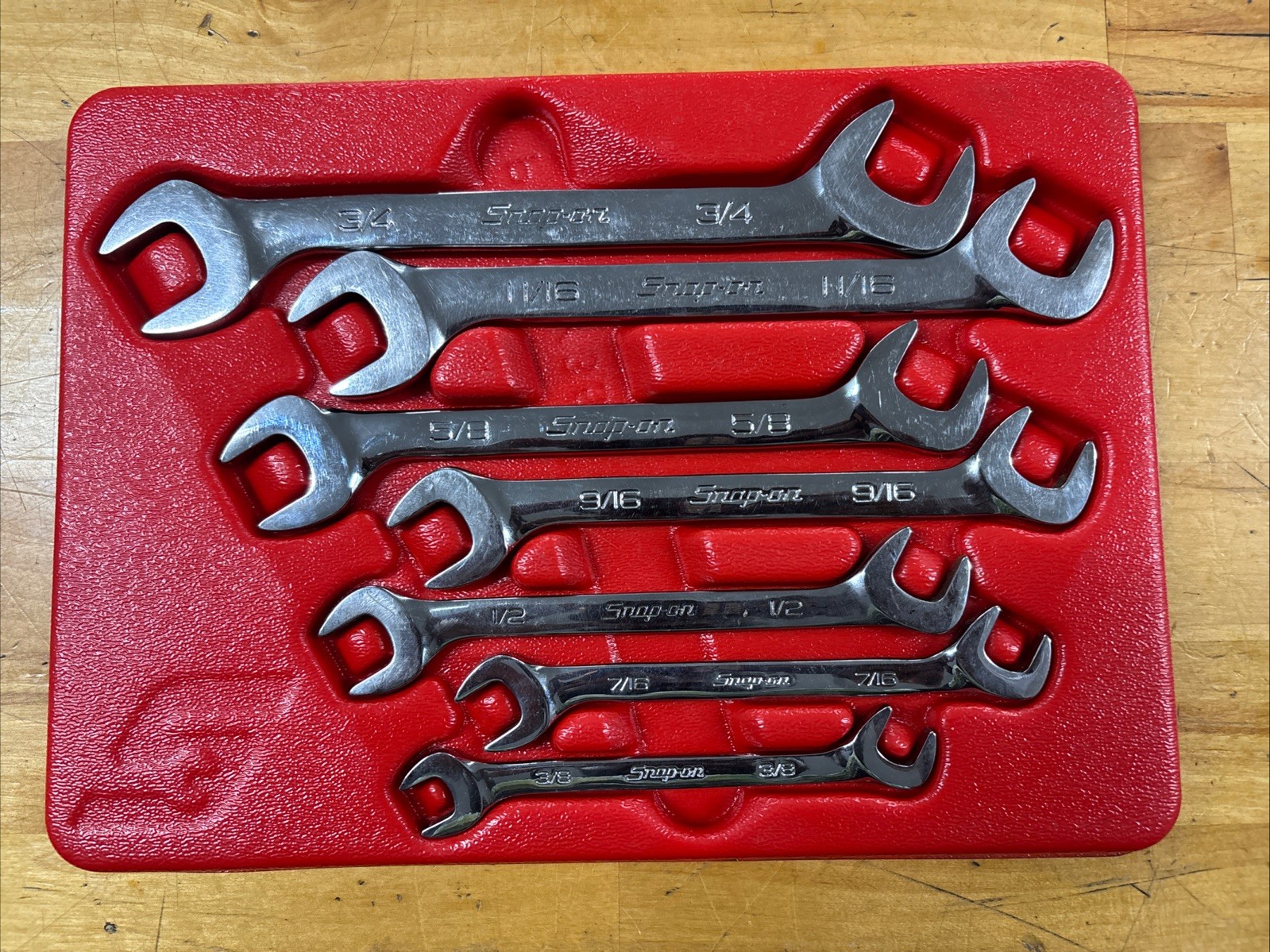 Snap On 7 Piece SAE Four-Way Angle Head Open-End Wrench Set VS807B