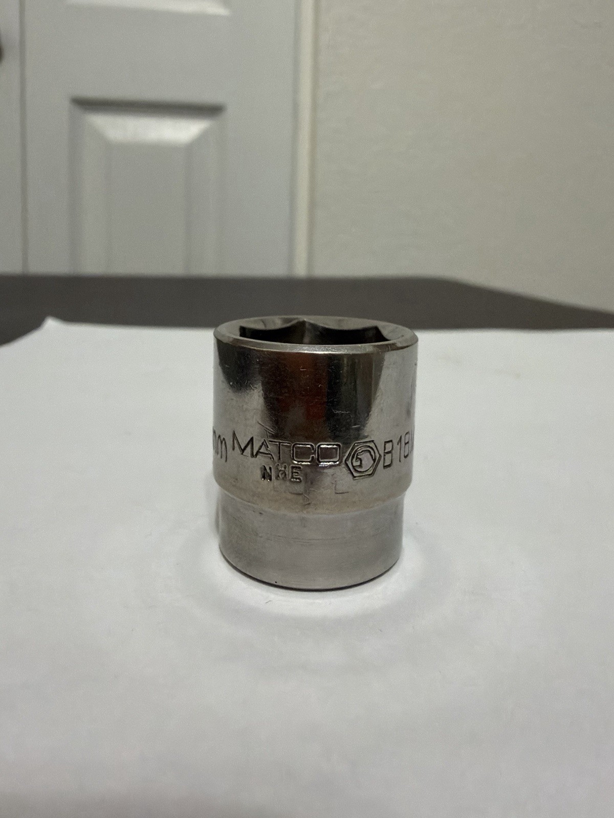Matco Tools 3/8″ Drive 18mm 6 Pt Socket B18M6 USA