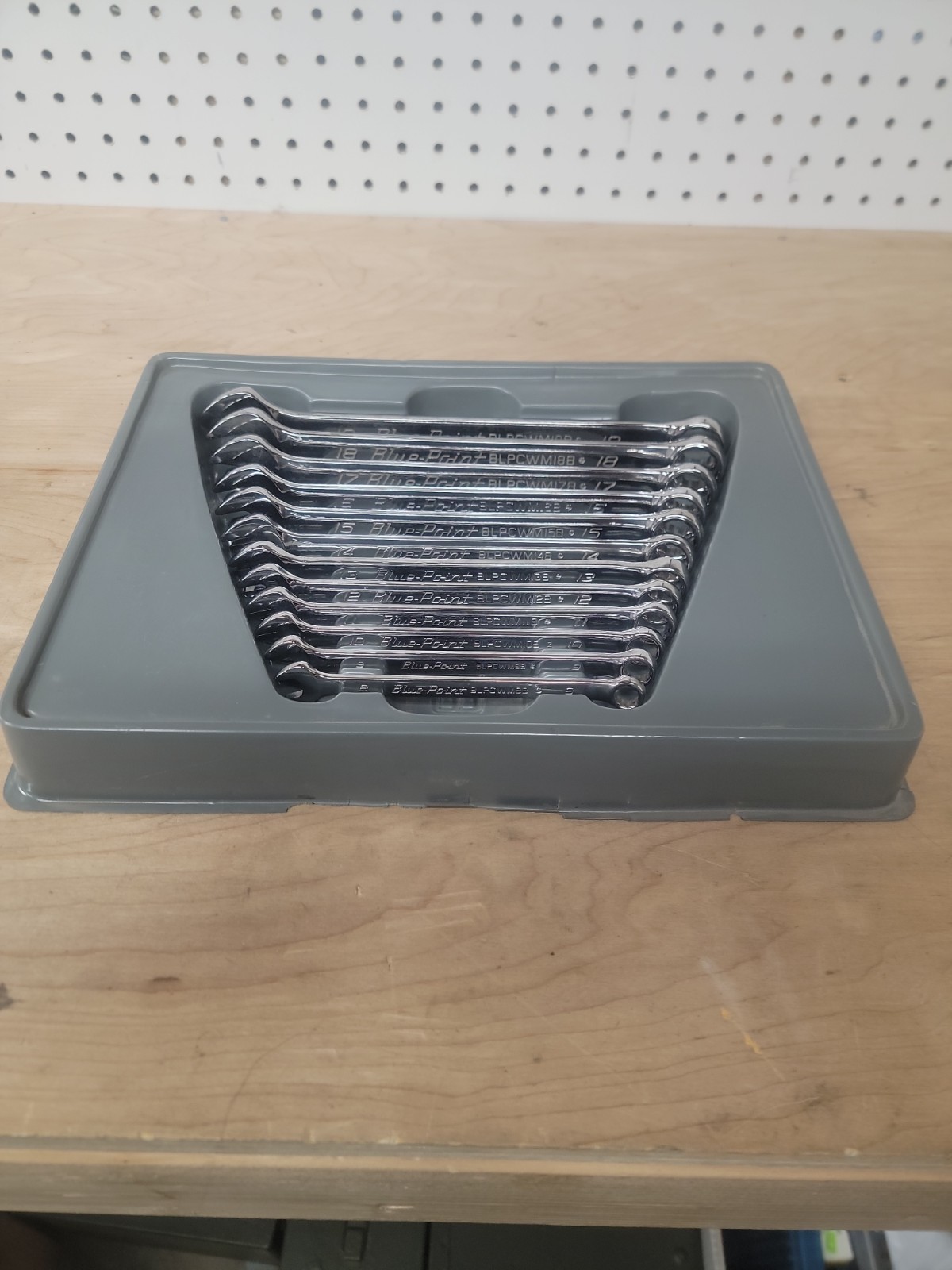 Excellent Blue-Point BLPCWSM712B 12-Pt Metric Combination Wrench Set (8 – 19 mm)