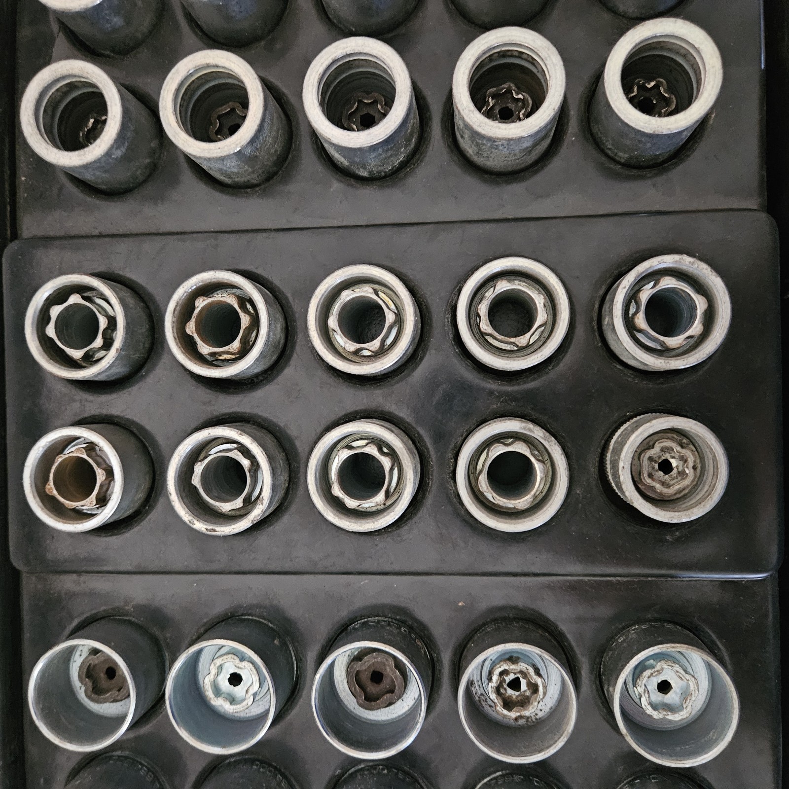 Rotunda Master Service Tool Set For Locking Lug Nuts