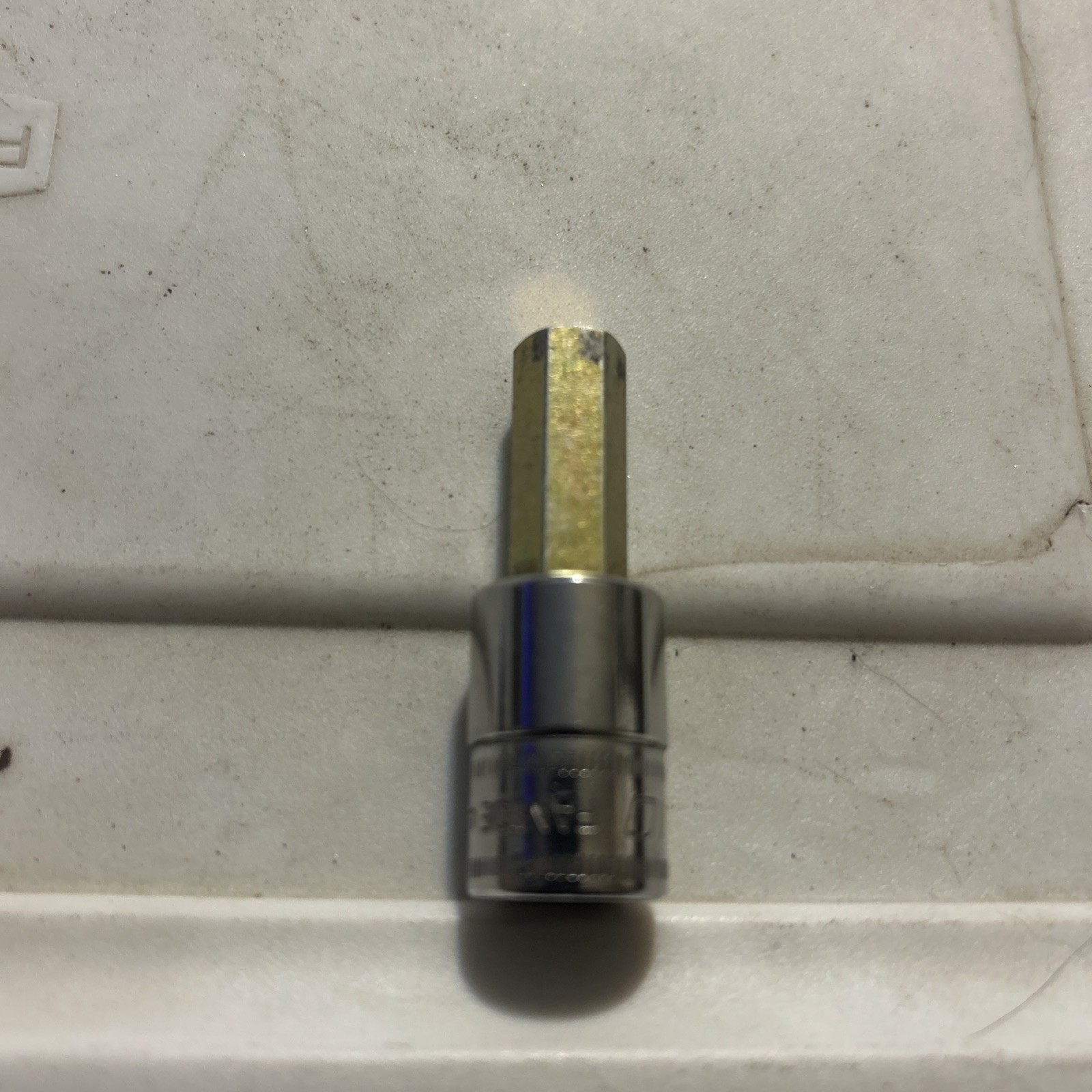 Snap-on Tools FAM10E 3/8” Dr. Metric 10mm Hex Bit Socket Driver USA 2009