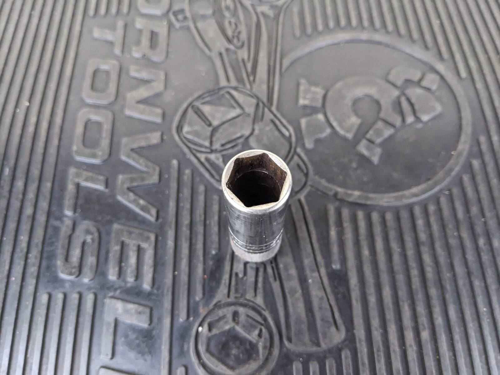 #bh110 Snap On Tools 3/8″ Drive 5/8″ Retention Spark Plug Socket S9706KR