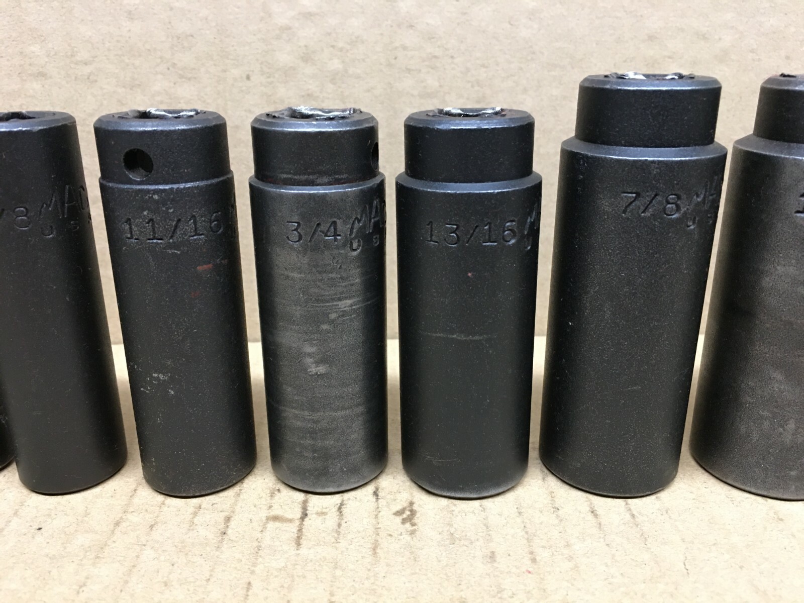 Mac Tools 13 pc SAE Deep Impact Socket Set -1/2″ Drive – 6 Point 7/16″ to 1-1/4″