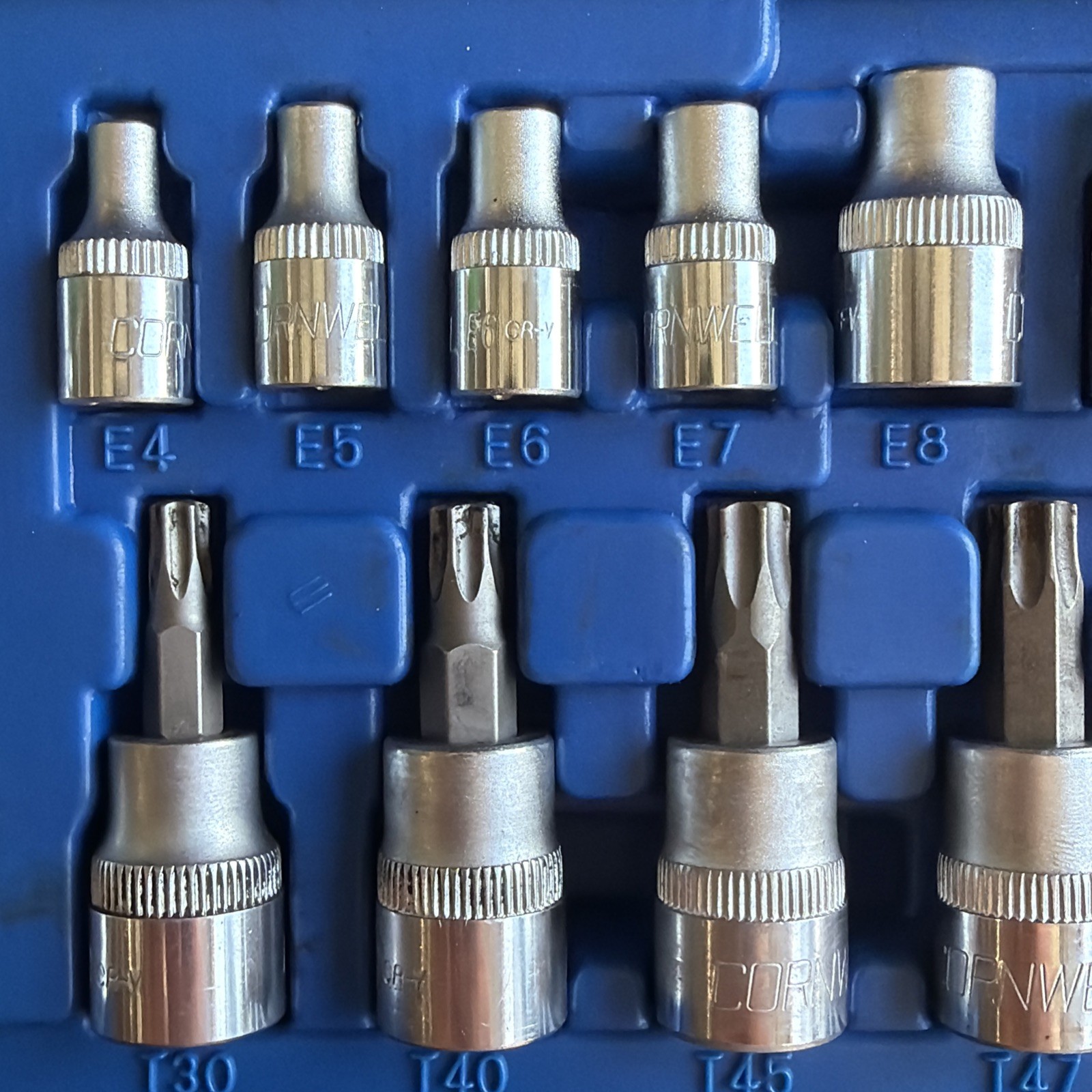 Cornwell Tools Star Torx Etorx Socket Set 1/4″ and 3/8″ Drive 22pc CBS-TX12202S