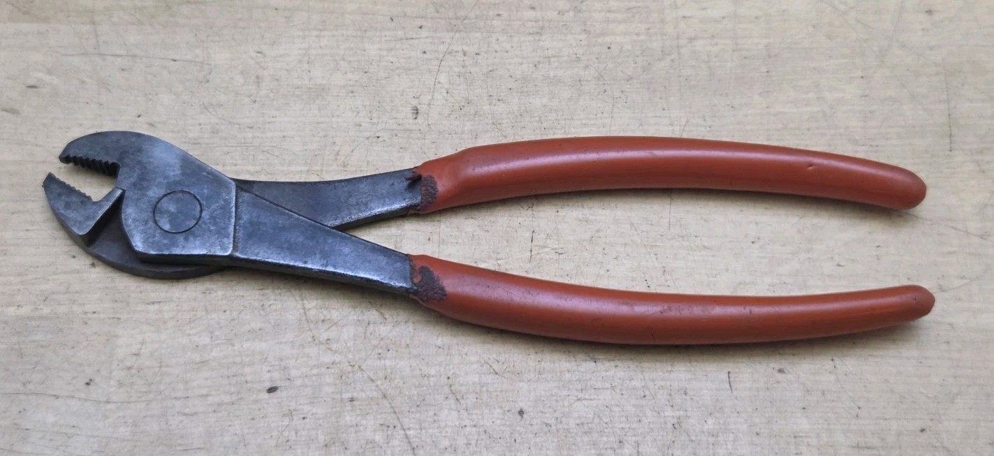 Vintage Snap On 208B – 8″ Long Angle Nose Battery Terminal Pliers