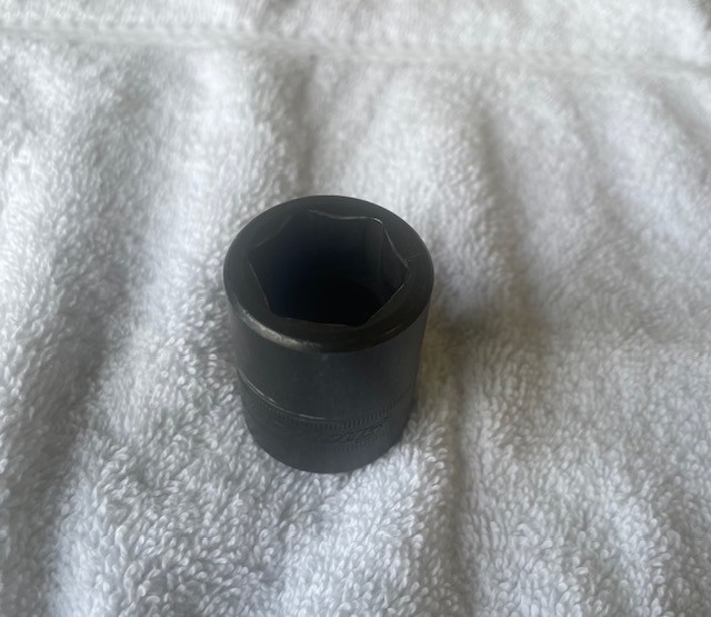 Snap-on Tools 1/2″ Drive 21mm Metric 6pt Shallow Impact Socket IMM210