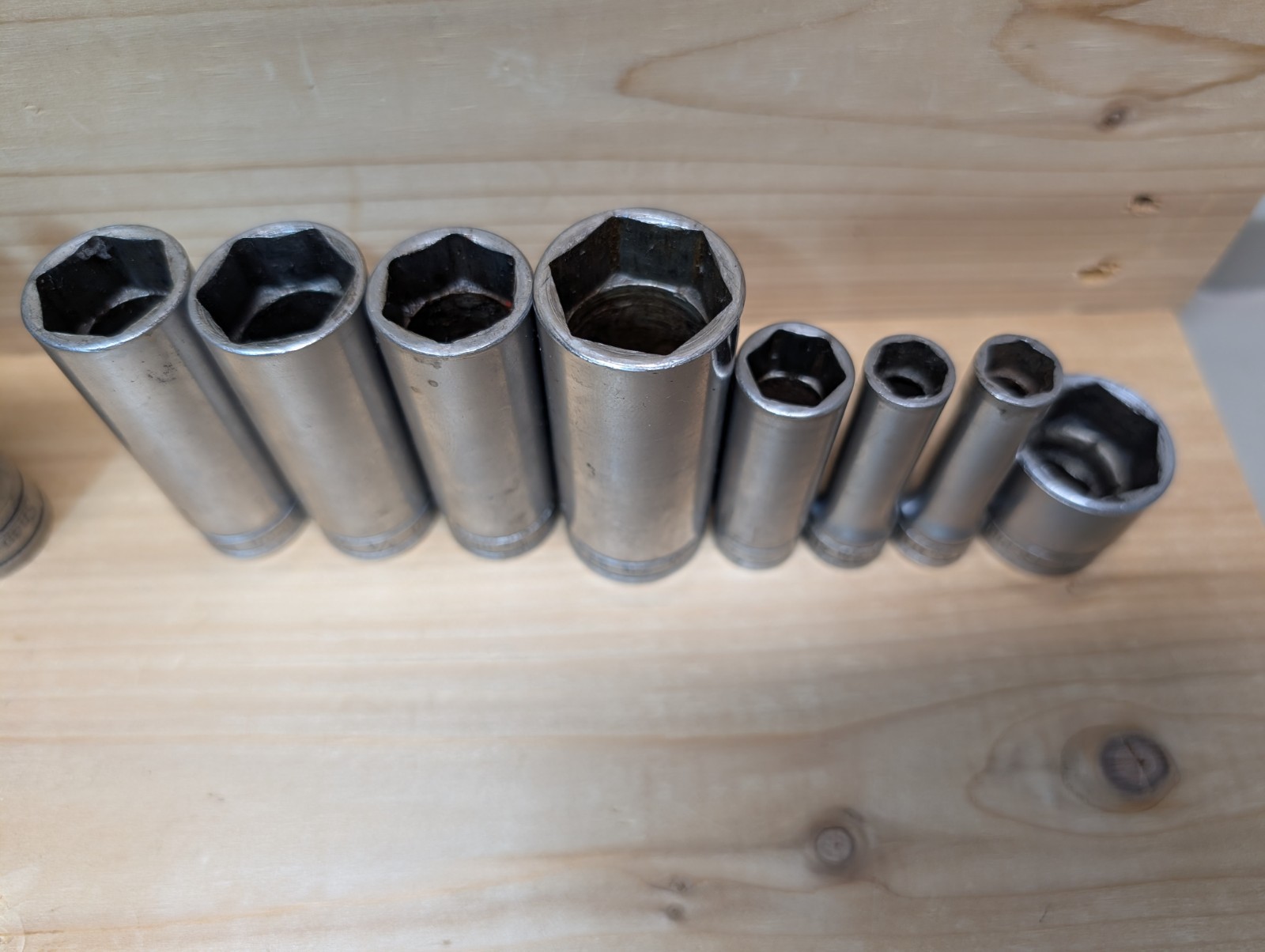 Vintage SNAP ON 31 pc Sae 1/2″,3/8″, 1/4″ Drive Mixed Socket Lot/Wrenches/Cutter
