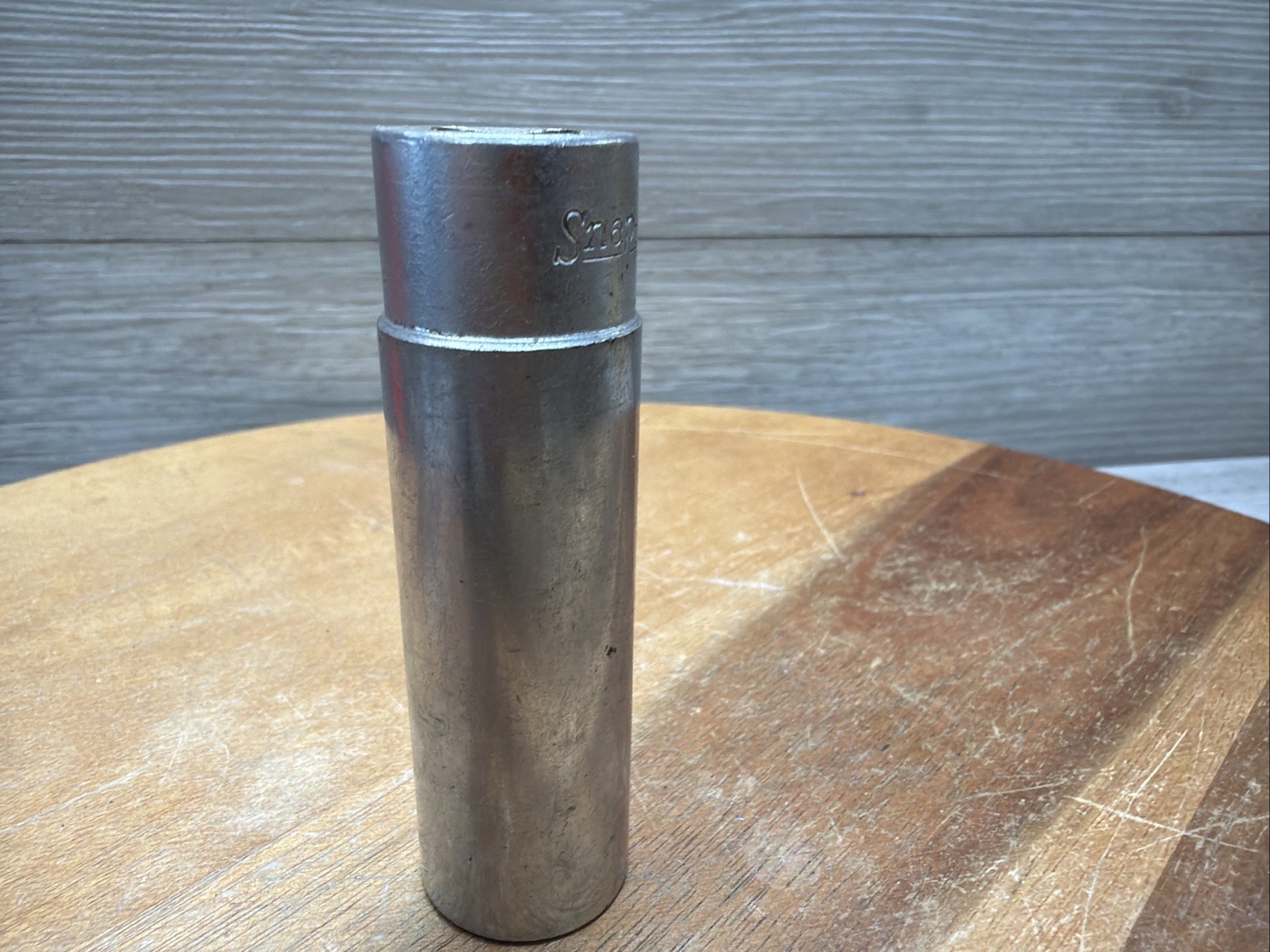 Snap-on 1/2″ Drive 11/16″ Deep Socket 12-point SVS221