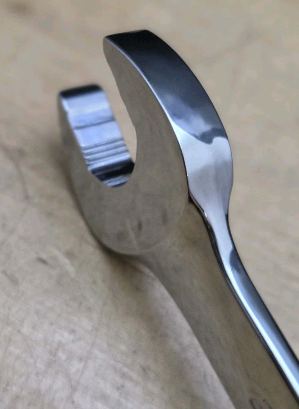 New Snap On SOEXM22 – 22mm Flank Drive Plus Standard Handle 12Pt Combo Wrench