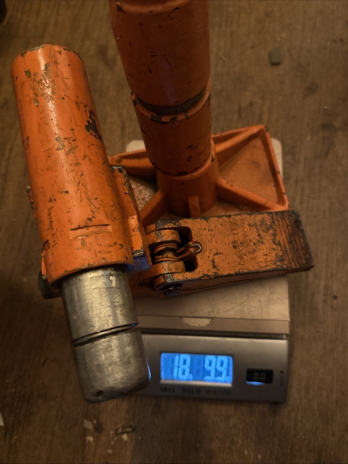 Unknown Brand But VTG Attachments to 10-ton Hydraulic Ram 18lbs Good Shape