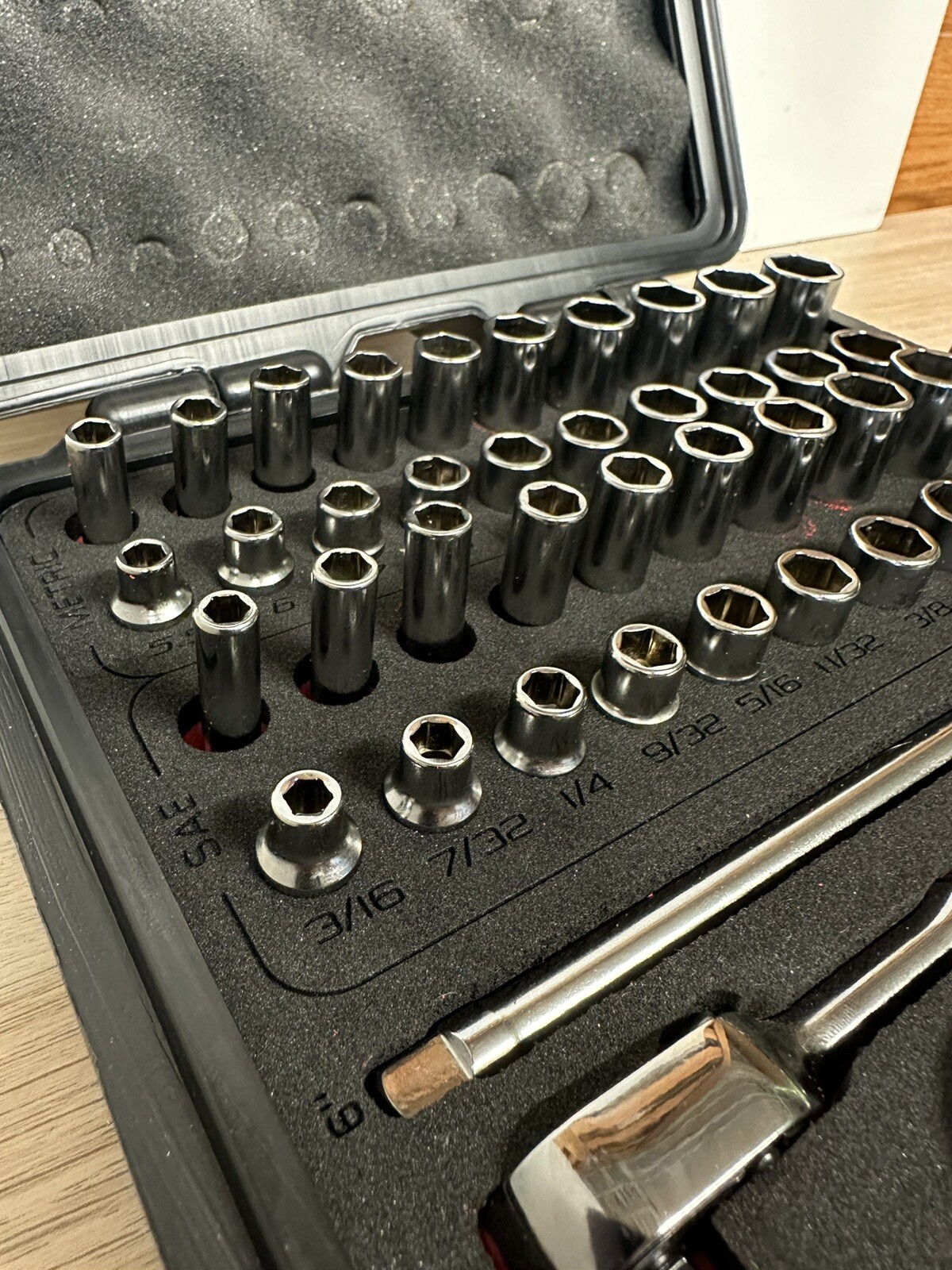 Snap-on 144tmpbfr 44 pc 1/4” drive 6 pt metric sae general service foam set