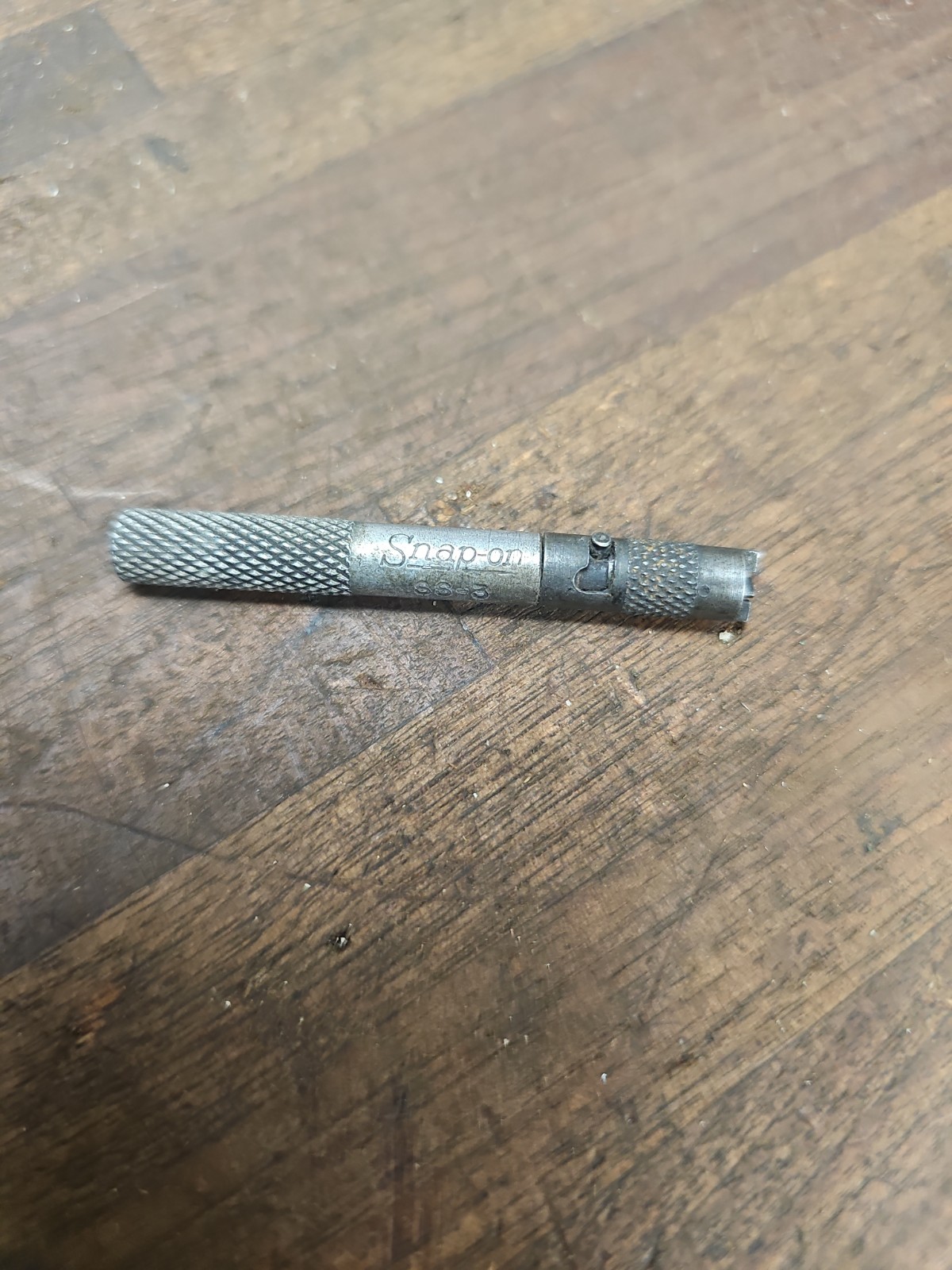 A85- SNAP-ON Tools Vintage SS-3 Screw Starter Screwdriver for Slotted Screws