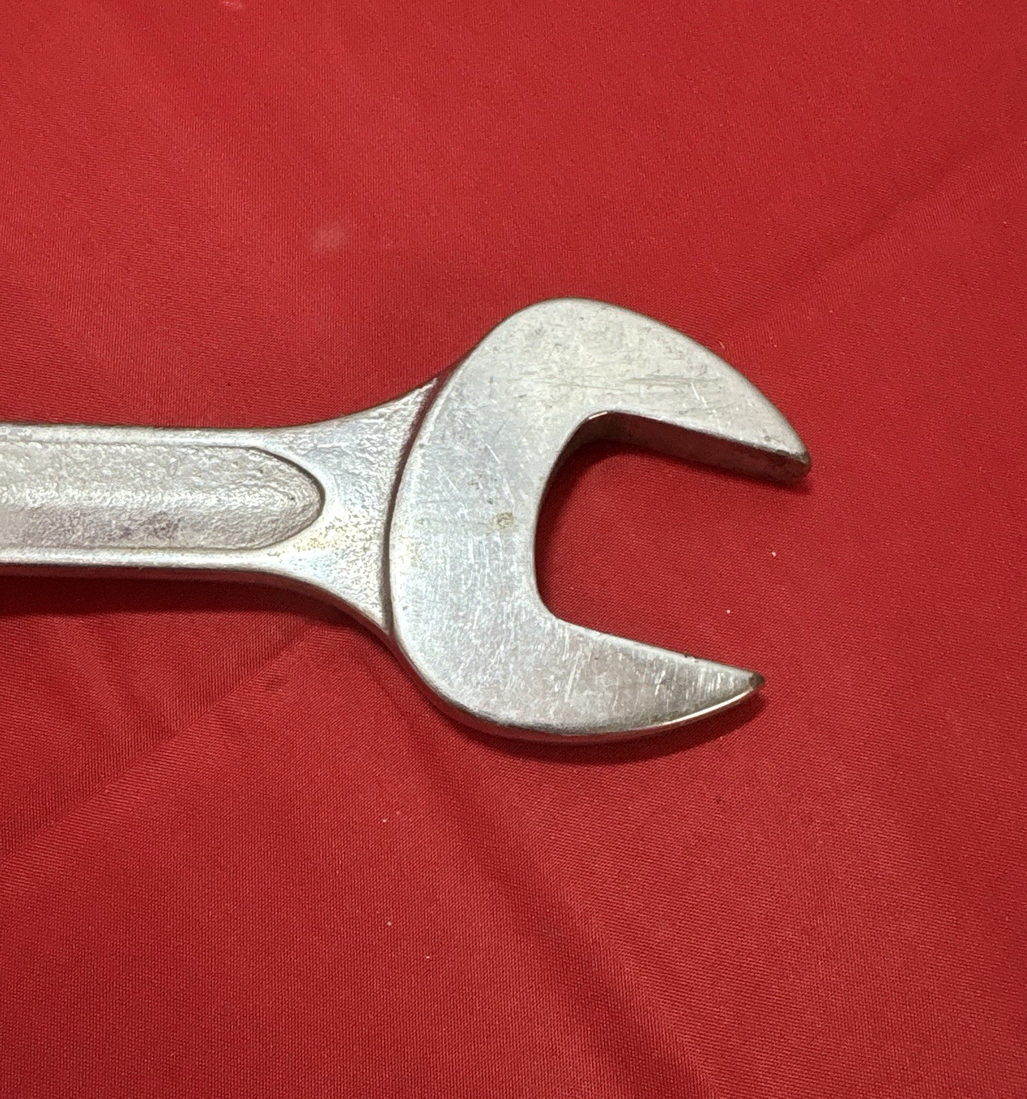 SNAP-ON Tools USA 30mm X 32mm Open-End Wrench VOM3032 Marked 14 Inches