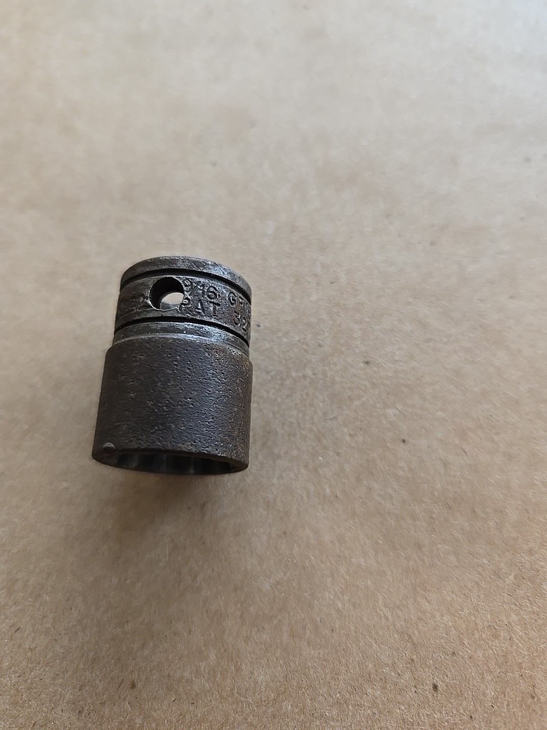 Snap On 3/8 Drive 9/16″ 12PT SAE Industrial Finish Shallow Socket Worn GF181