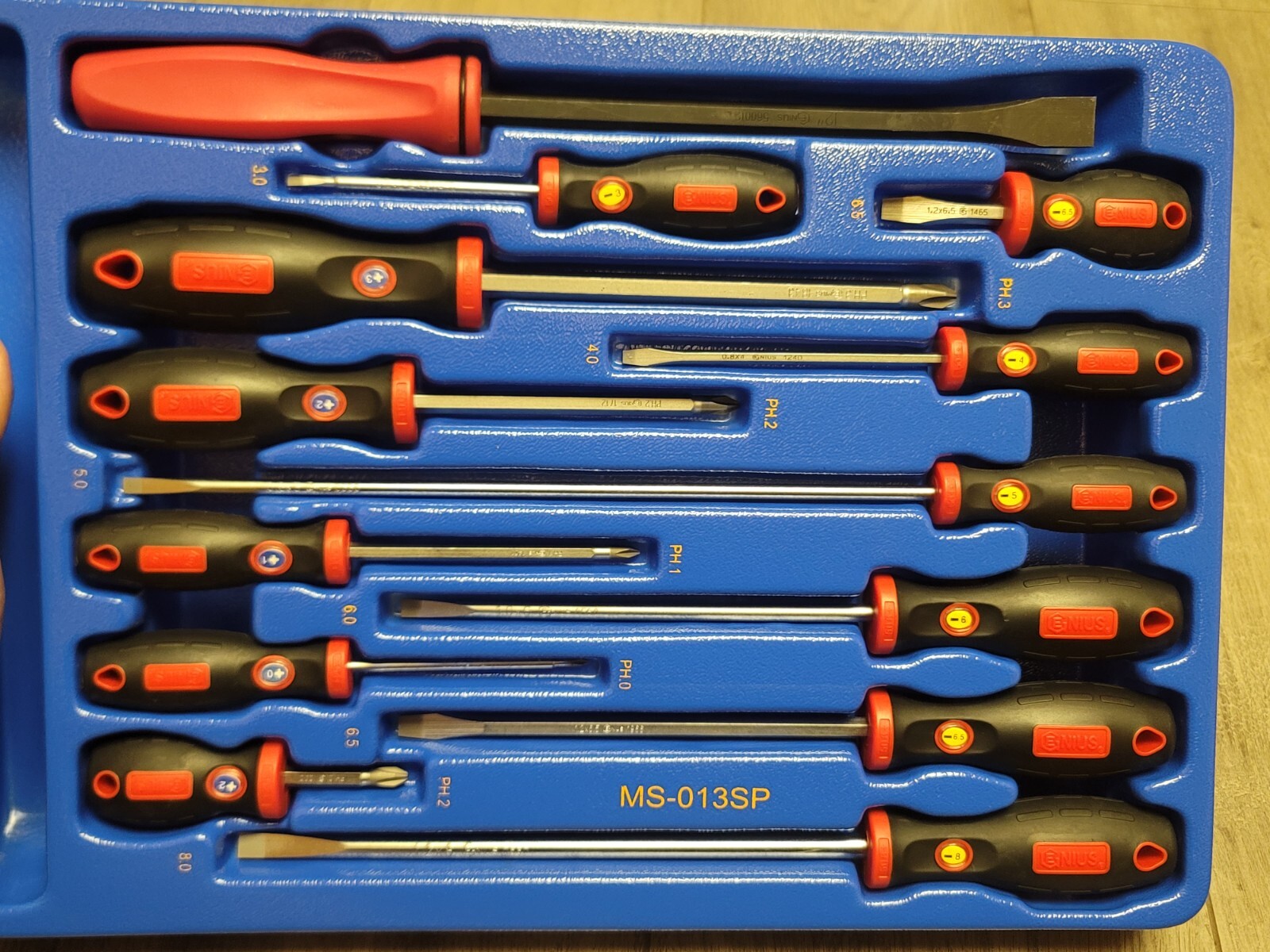 Genius Tools 13pc PRO Screwdriver Set w/Prybar & Tray #MS-013SP