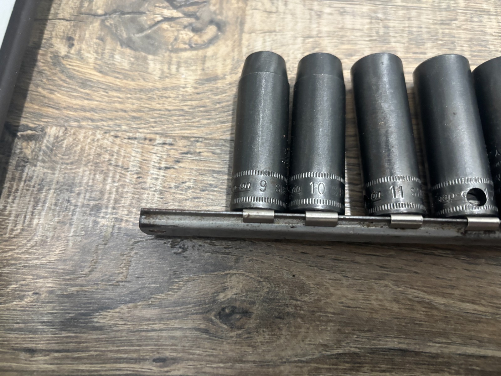 Snap On 11pc 9mm – 19mm deep well metric 3/8″ drive impact socket set. FREE S&H!