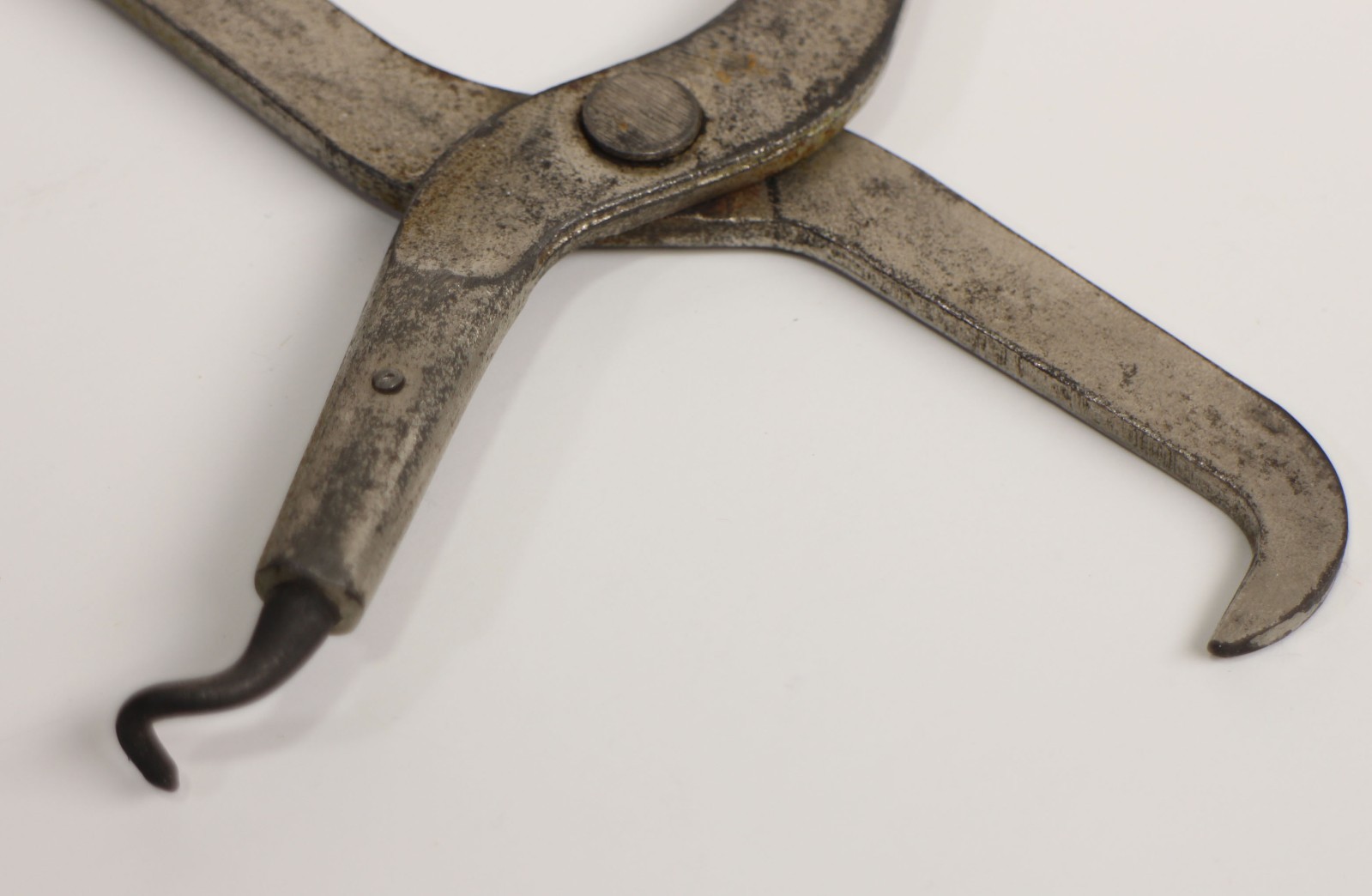 Snap-on USA 13″ Brake Spring Pliers Hook End No 131A Vacuum Style Grip Snap On