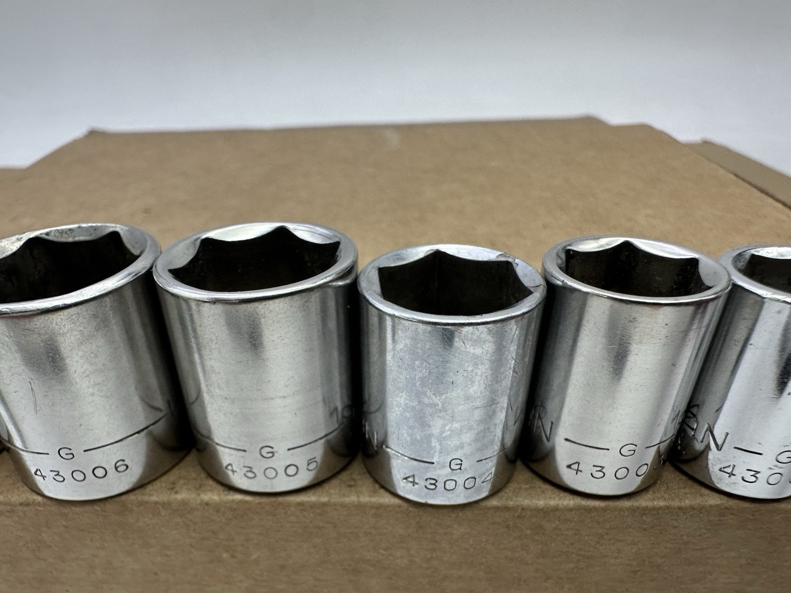 Craftsman USA 3/8 Drive SAE Socket Set 3/8-13/16 8pc 6PT G Vintage Very Good