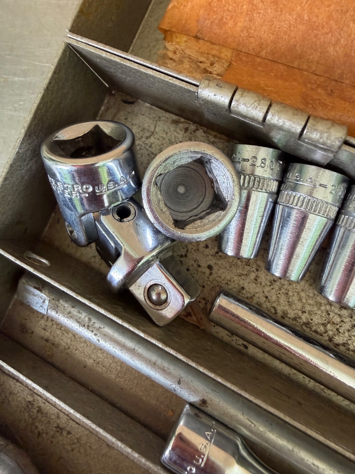 Vintage Indestro Tools USA Drive Socket Set G-20