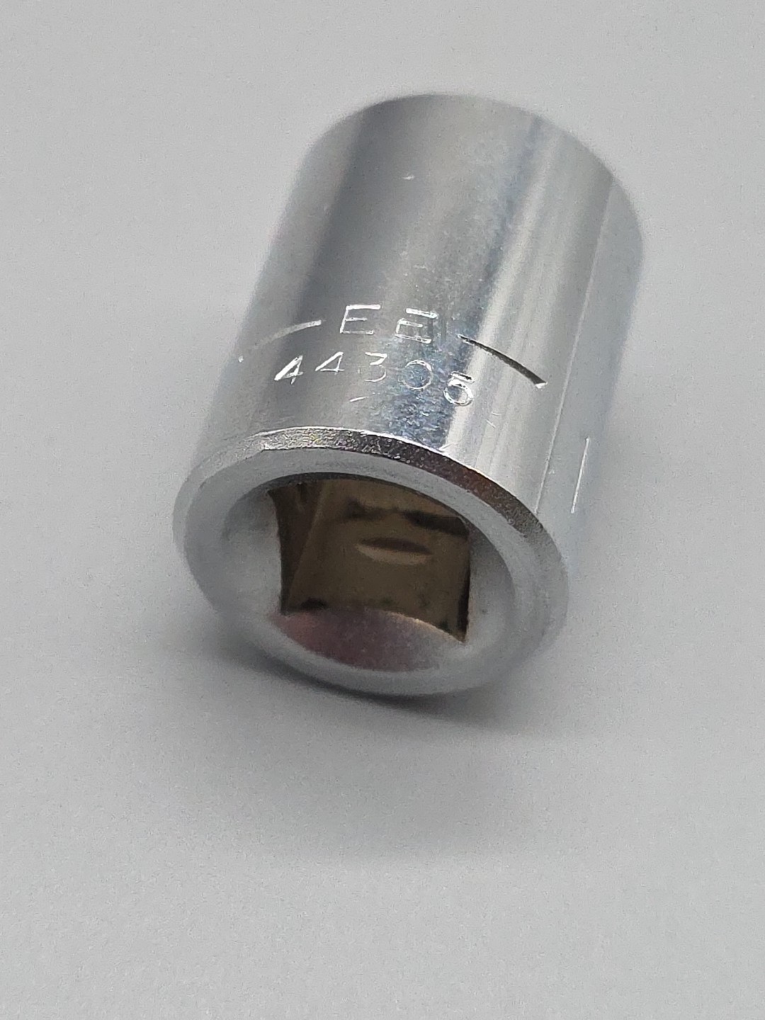 Craftsman Socket EE 44305 14mm 3/8 Drive 12 Point Shallow USA