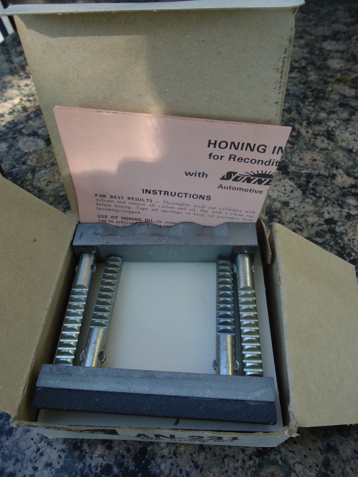 SUNNEN Cylinder Hone Stone Set AN-231 CCC One Stone Set New Old Stock