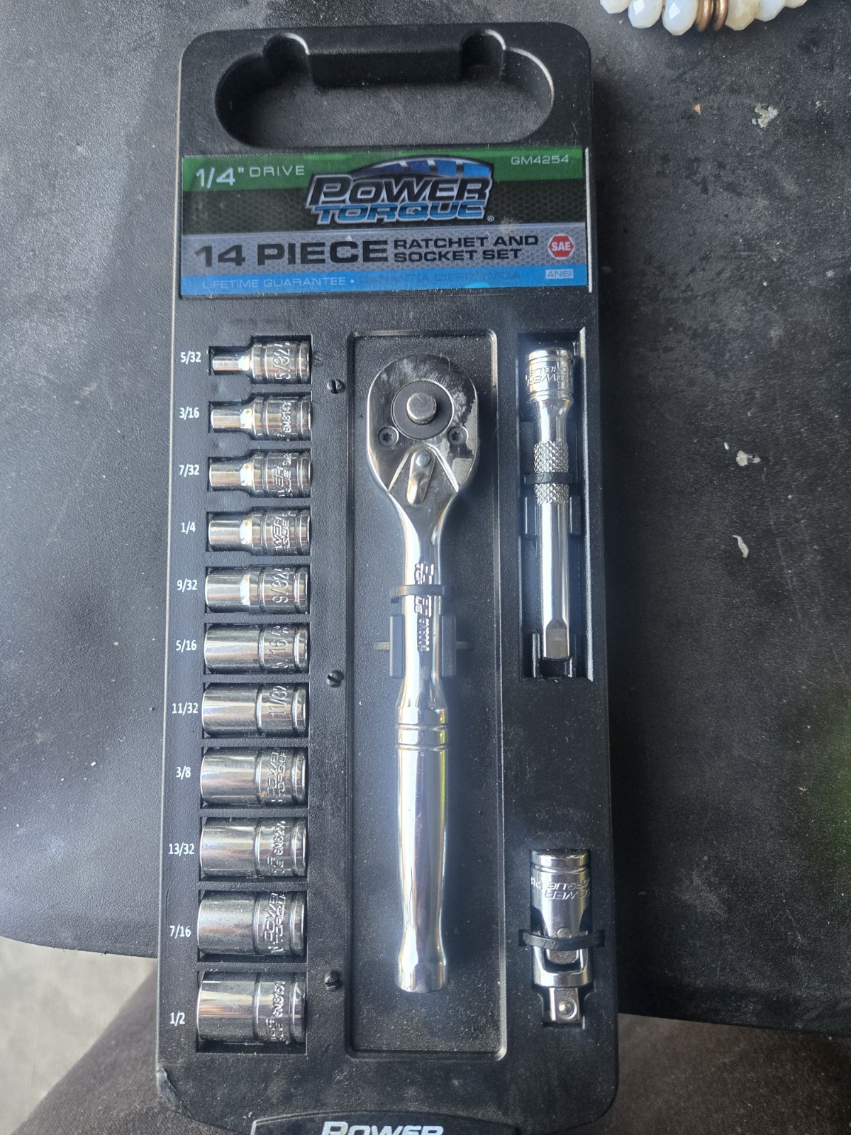 14 Piece Power Torque 1/4 Inch Drive Ratchet And Socket Set