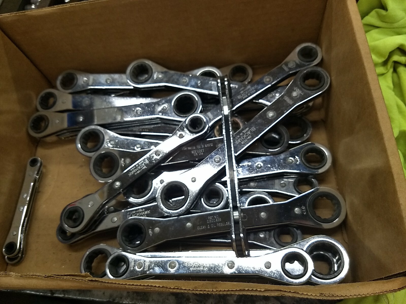 New Blackhawk USA Metric Box End Ratcheting Wrench 16-18mm ZW-1112