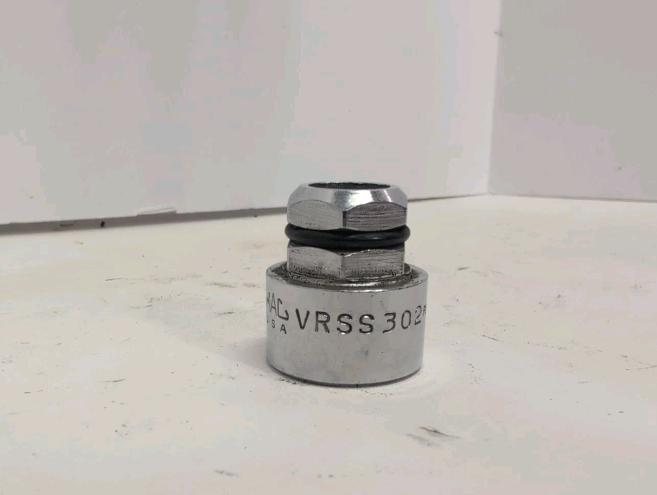 Mac Tools VRF Passthrough Socket 7/8″ External Hex Drive 15/16″ 12 Point VRSS302