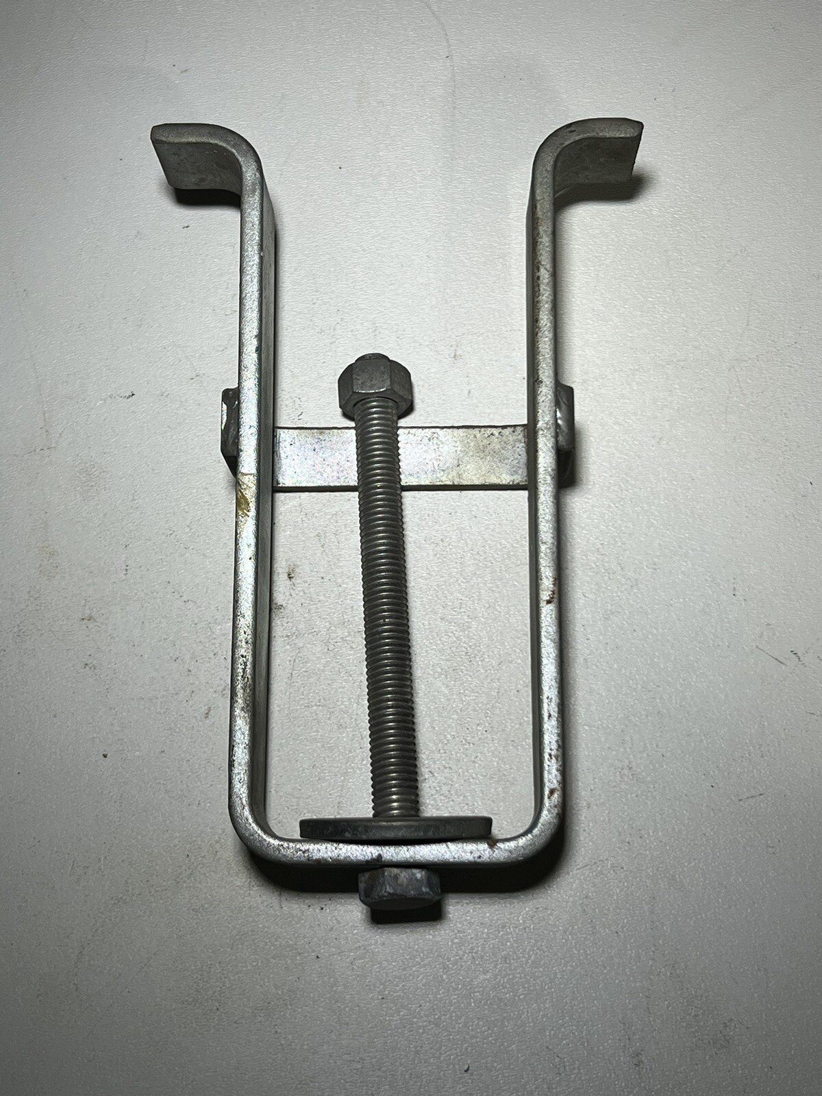 Kent-Moore J-33367 Bearing Cup Puller Bridge
