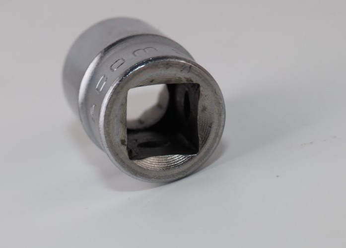 Facom 11/16″ AF Socket 1/2″ Drive 12-Point Made in France