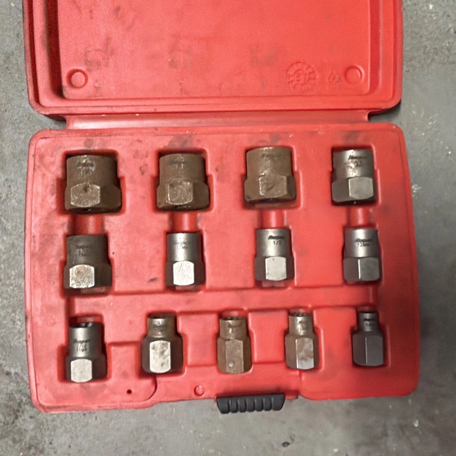 (147366) Snap On 13pc Bolt Extractor Set BEX 13A *Pre Owned*