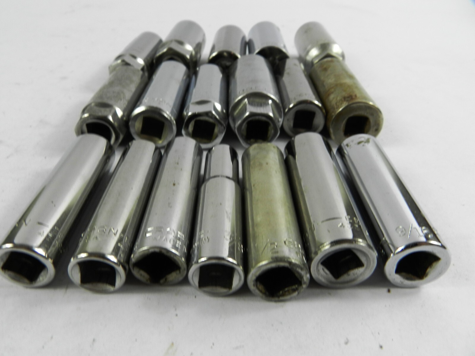 Lot (18) CRAFTSMAN 3/8 in Drive 13/16 – 3/8 in Standard Deep Well Sockets C323