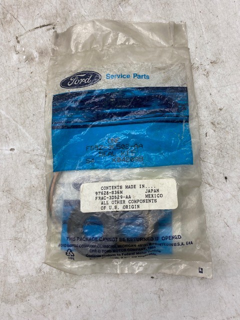 Ford F65Z-3E502-AA Input Shaft Seal Kit 18T