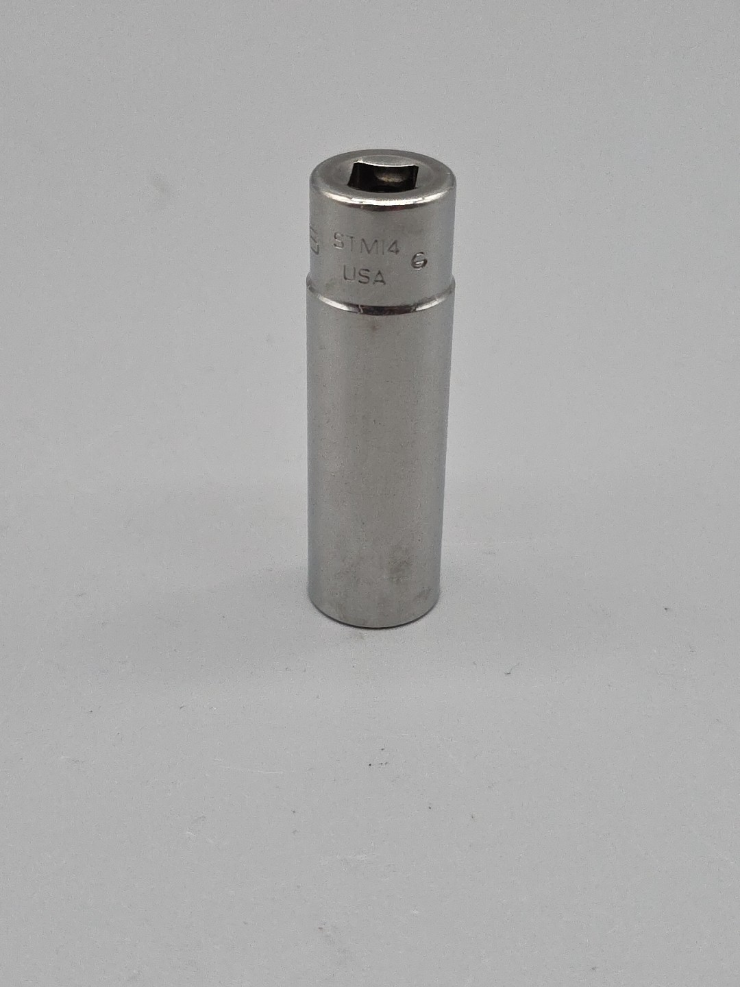 Snap-on Tools STM14 1/4″ Drive 7/16″ 6 Point Deep Socket USA