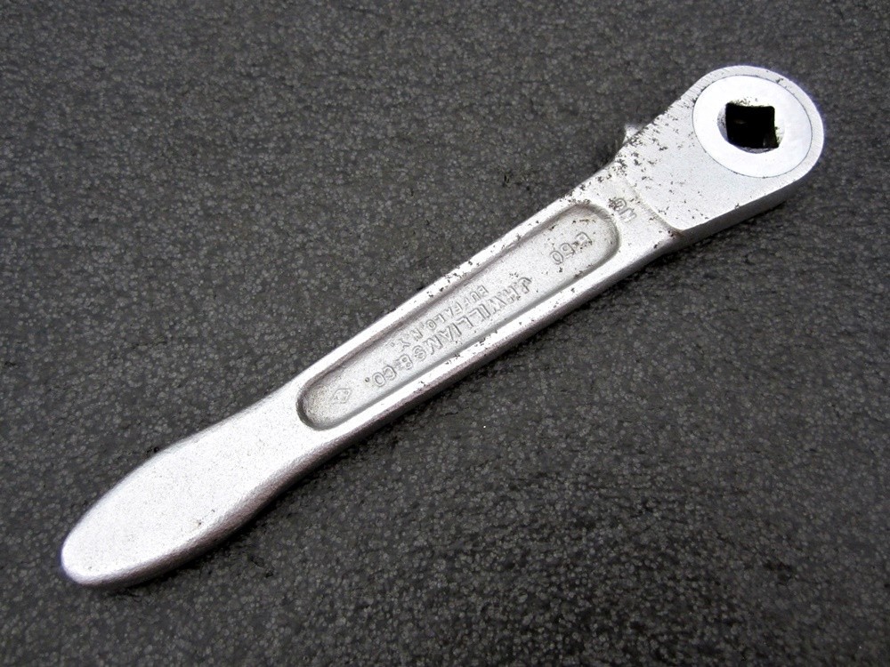 Vintage J.H. Williams 3/8″ Female Drive Ratchet B-50 USA